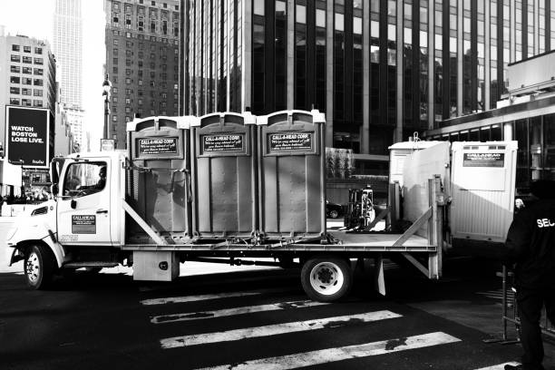 Best Portable bathroom rental  in Clton, IN